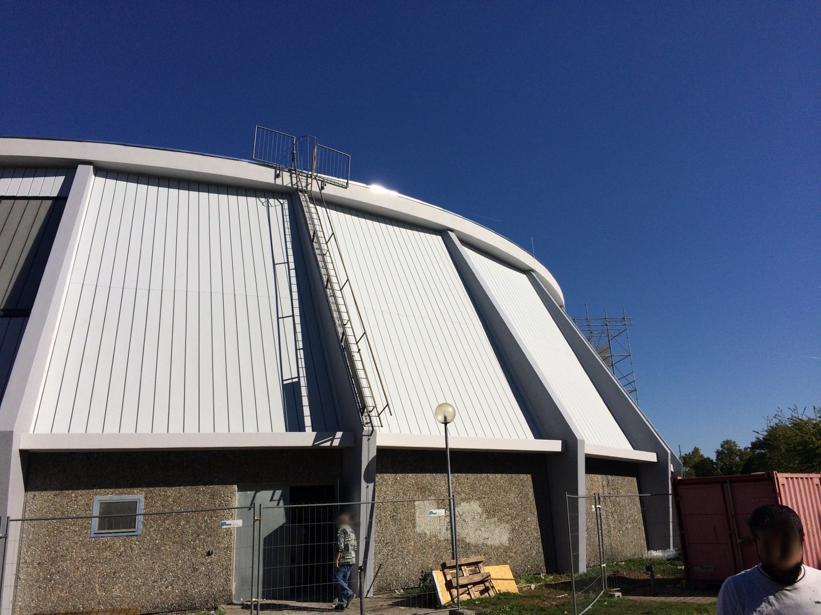 Aussenputz an der Rundsporthalle in Bingen/Büdesheim