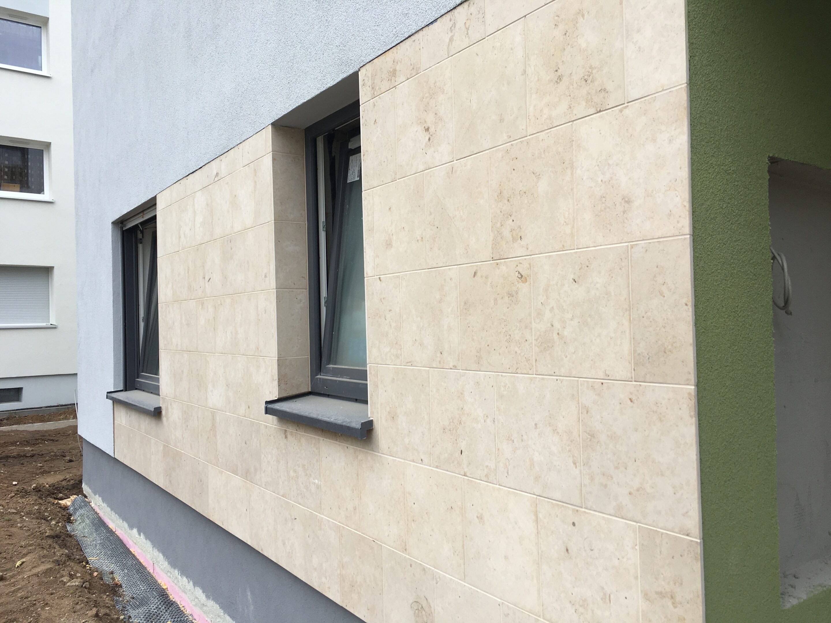 Mainz-Kostheim: Innenputz und Trockenbau im Zusammenspiel mit Maler und WDVS